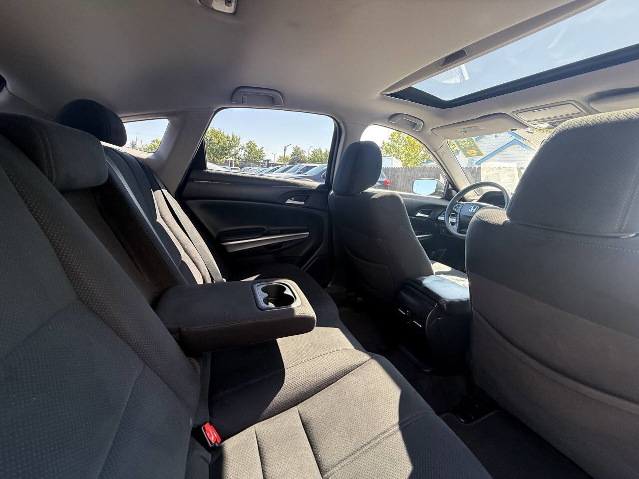 Used 2013 Honda Crosstour EX image 17