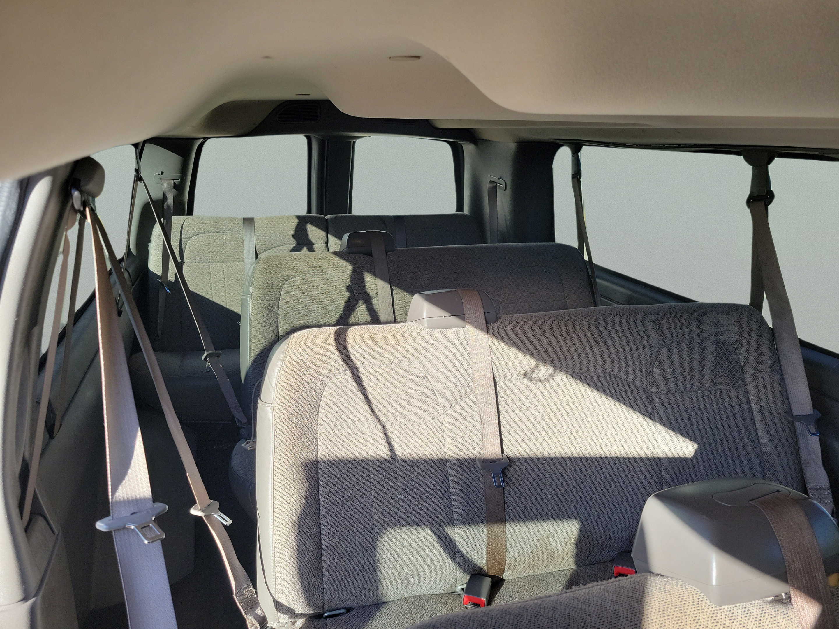 Used 2018 Chevrolet Express 3500 LT w/ LT Preferred Equipment Group RWD image 23