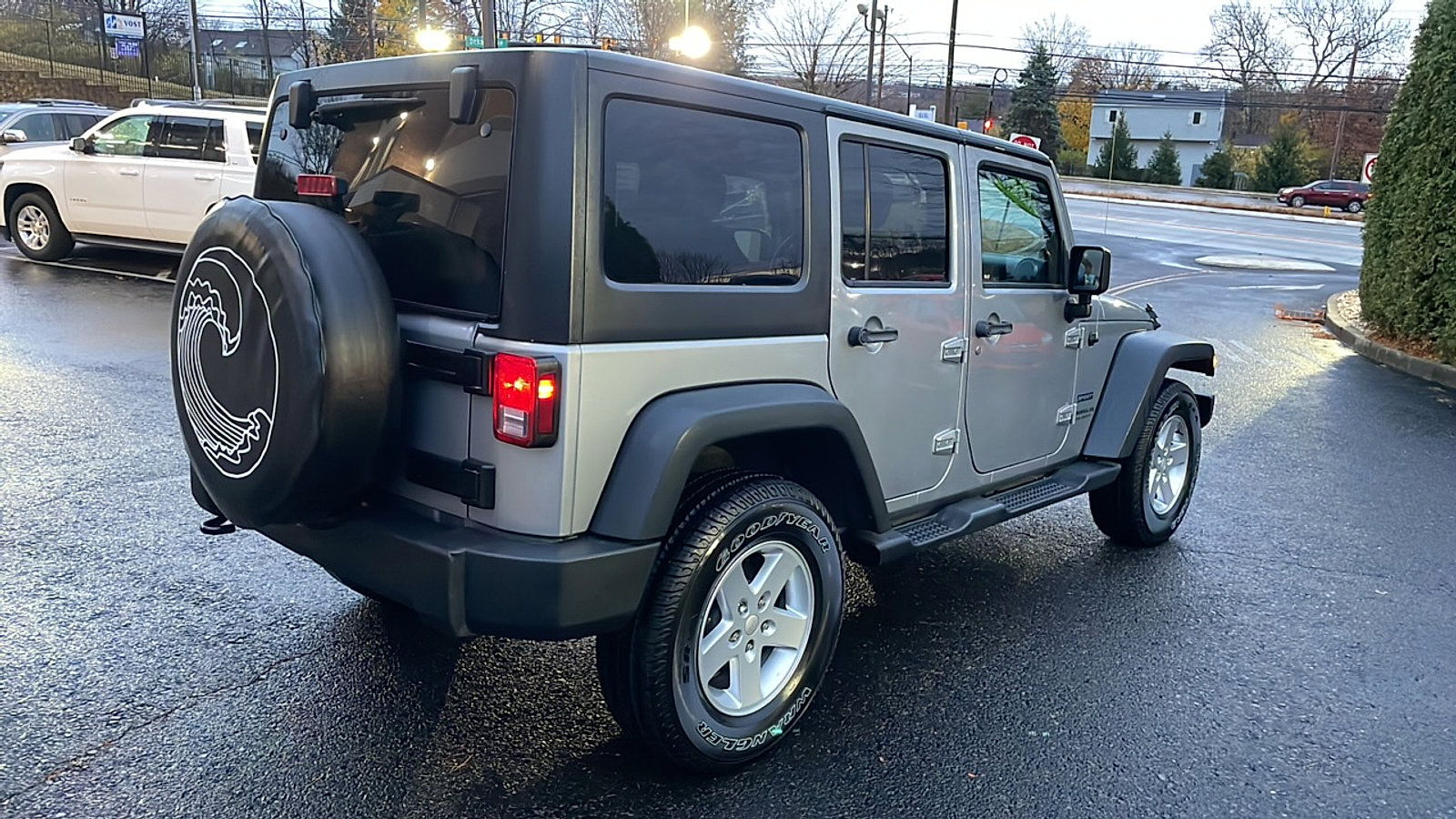Used 2014 Jeep Wrangler Unlimited Sport w/ Quick Order Package 24S AWD/4WD image 25