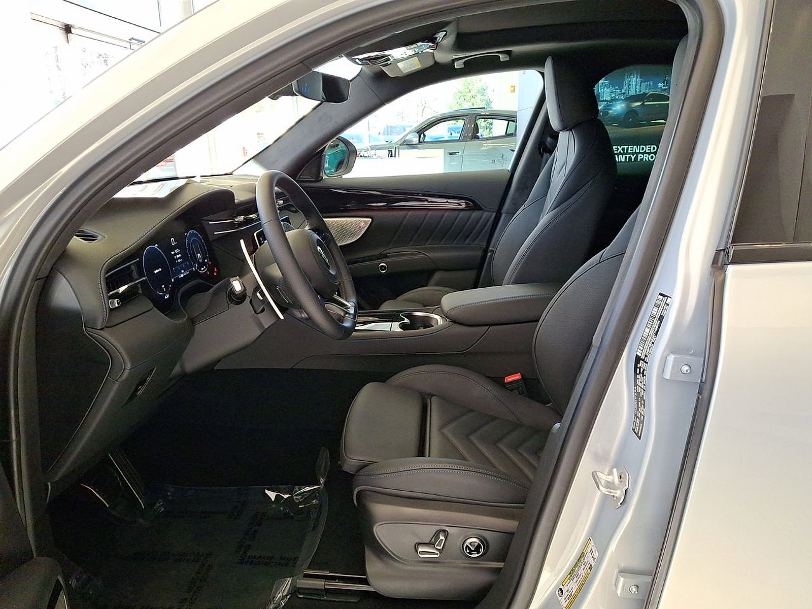 New 2026 Maserati Grecale Modena image 6