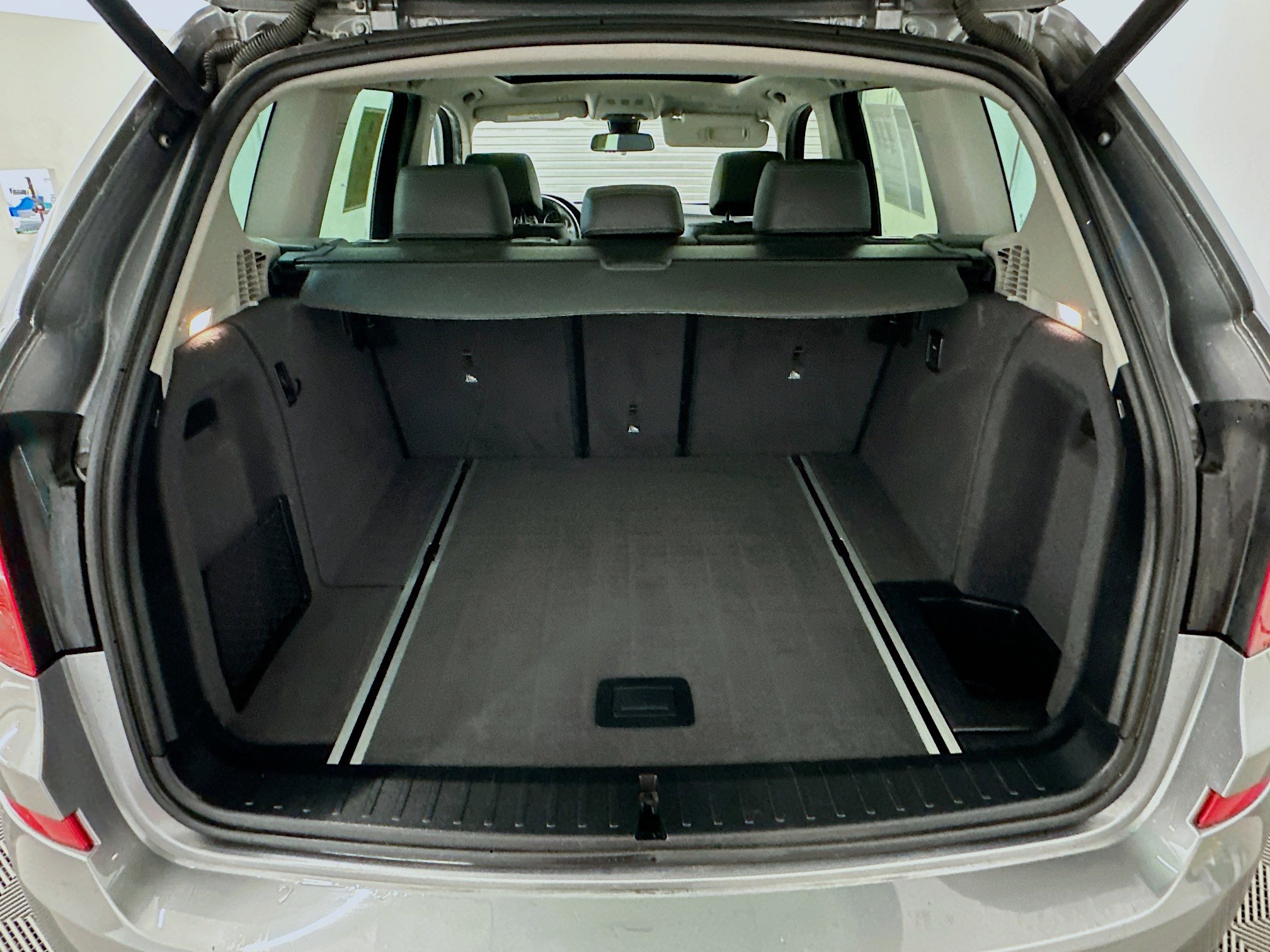 Used 2017 BMW X3 xDrive28i image 31