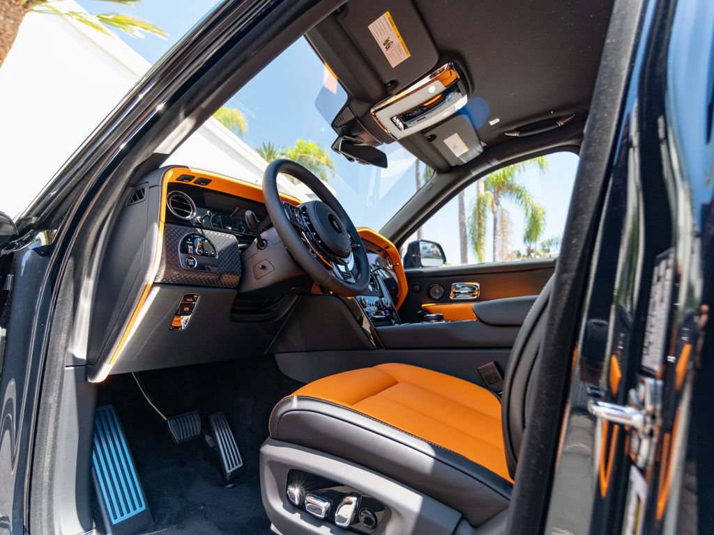 New 2027 Rolls-Royce Cullinan Black Badge AWD/4WD image 23