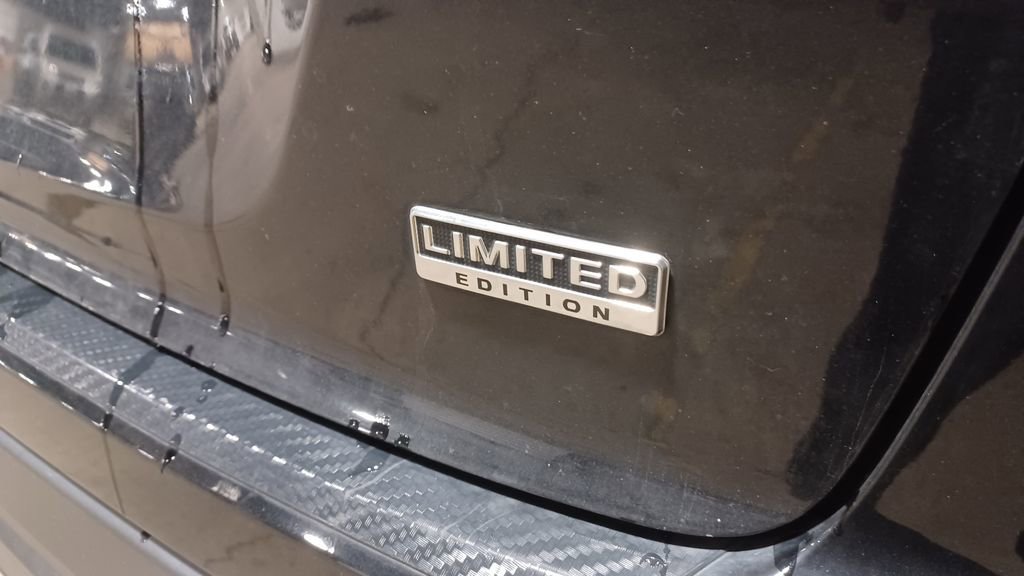 Used 2022 Mitsubishi Eclipse Cross LE image 3