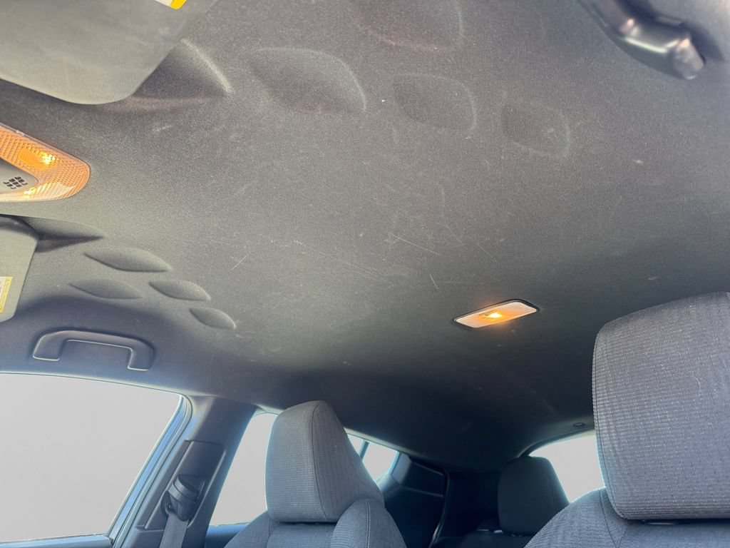Used 2018 Toyota C-HR XLE FWD image 19