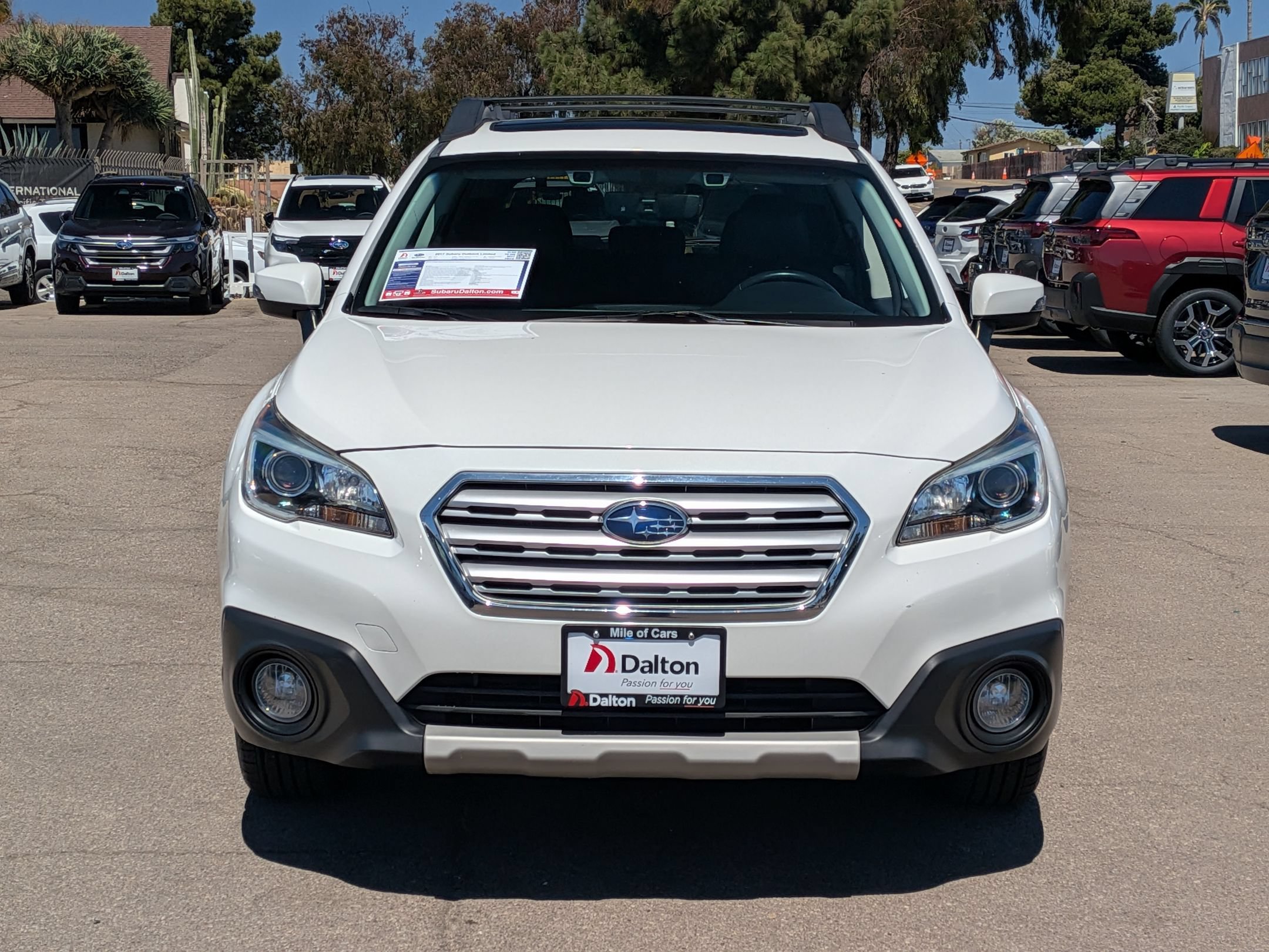 Used 2017 Subaru Outback 2.5i Limited AWD/4WD image 2