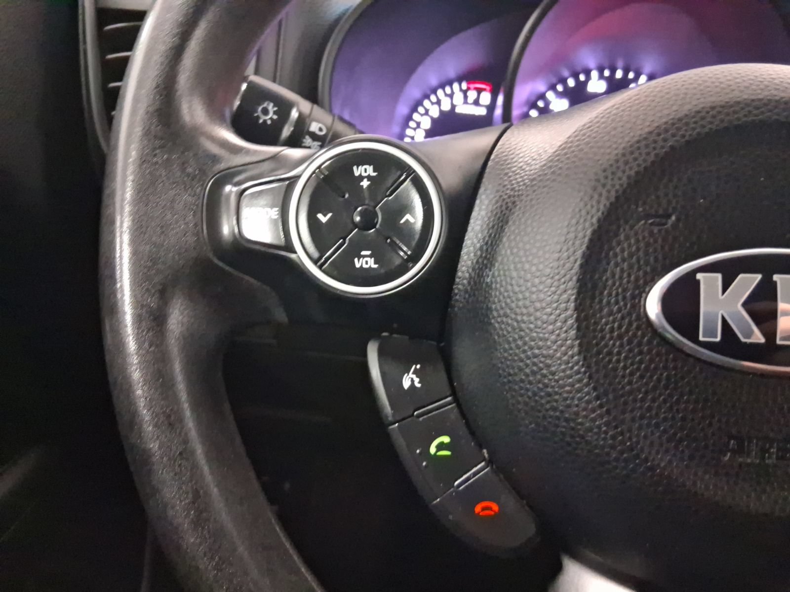 Used 2016 Kia Soul FWD image 22