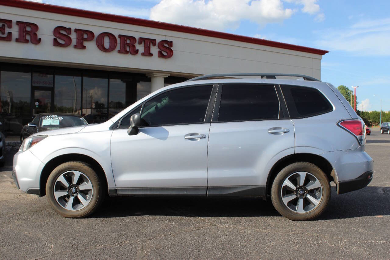 Used 2018 Subaru Forester 2.5i w/ Alloy Wheel Package image 6