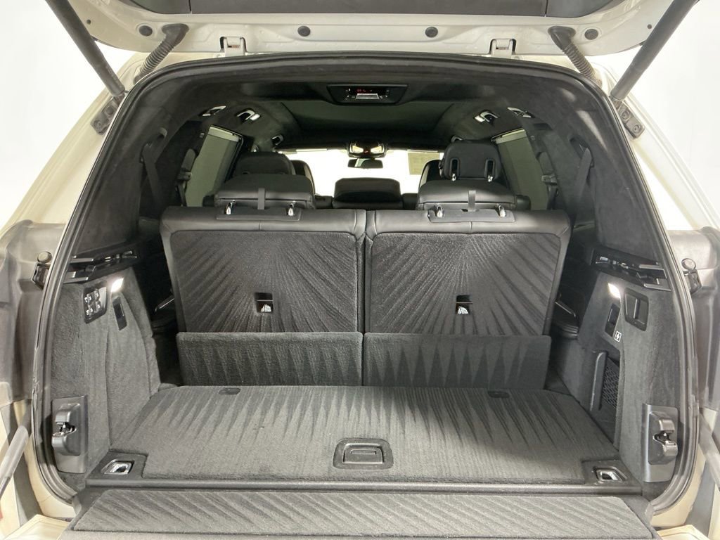 Certified 2023 BMW X7 xDrive40i w/ Executive Package image 35