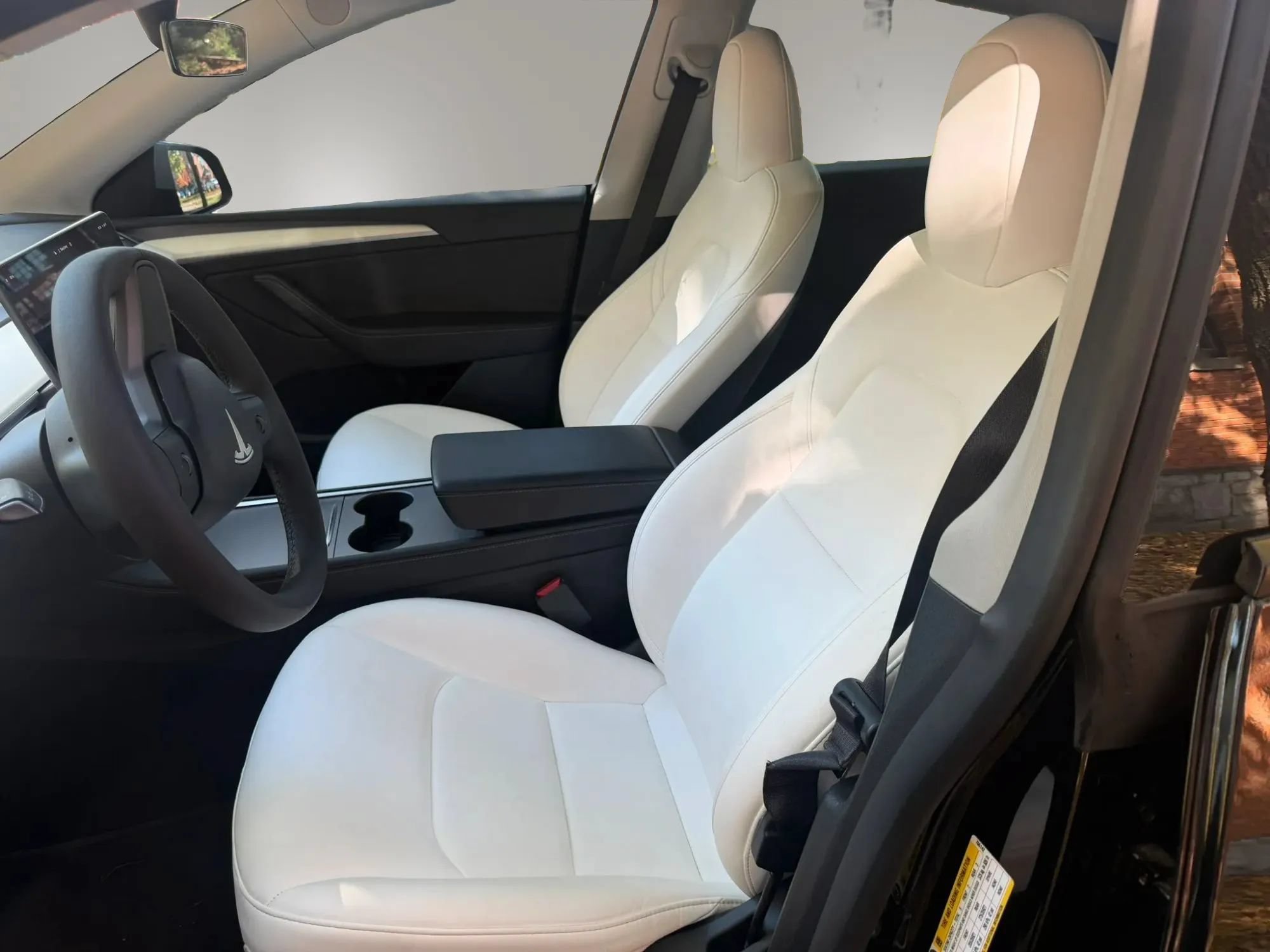 Used 2023 Tesla Model Y Long Range AWD/4WD image 13