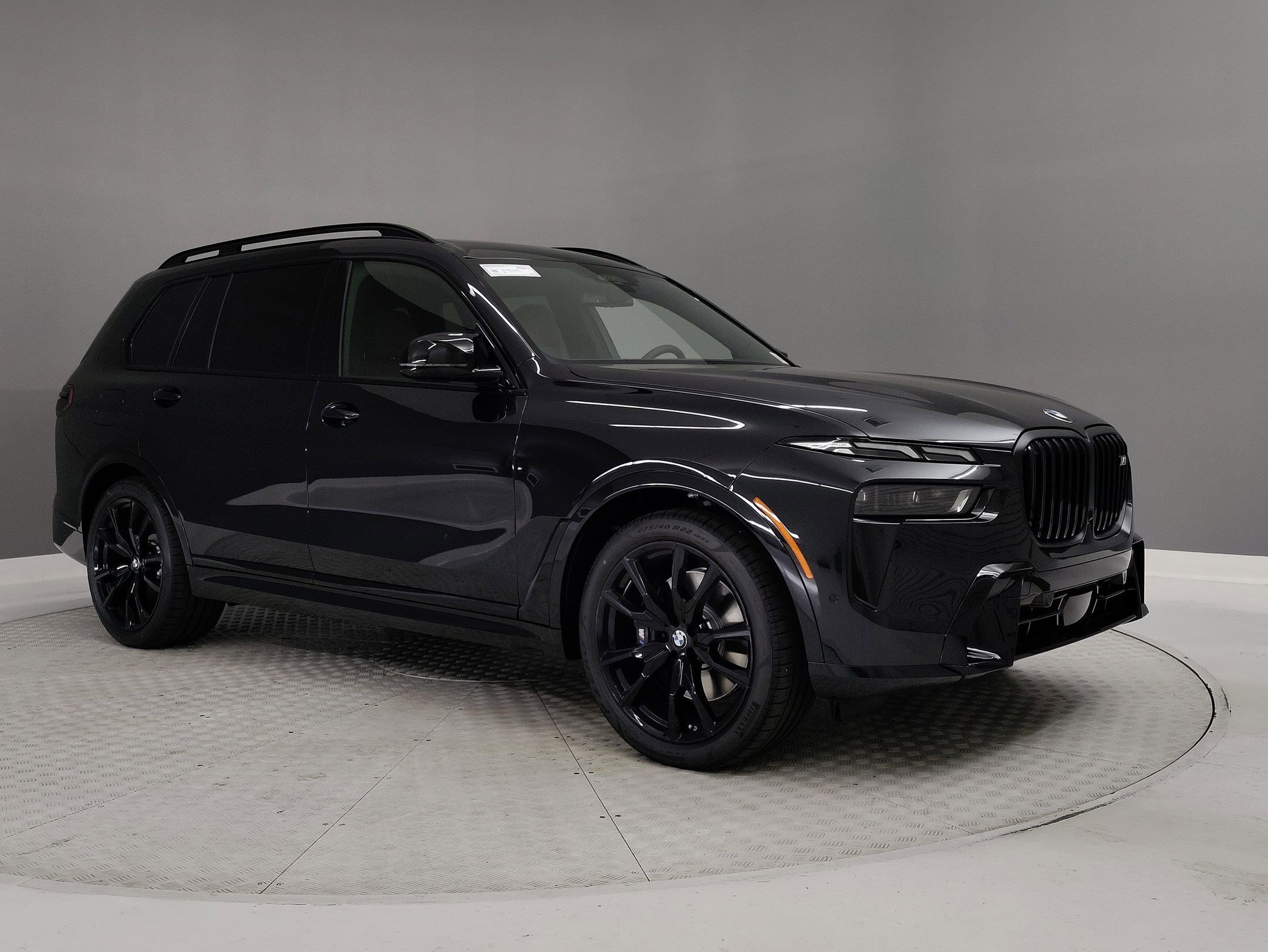 New 2026 BMW X7 M60i image 32