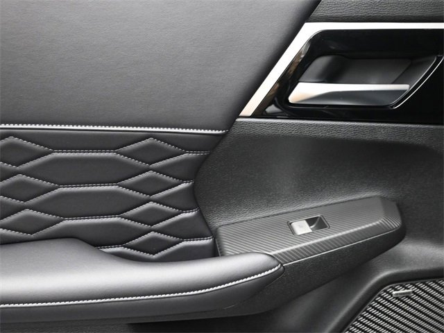 New 2025 Mitsubishi Outlander SEL image 13
