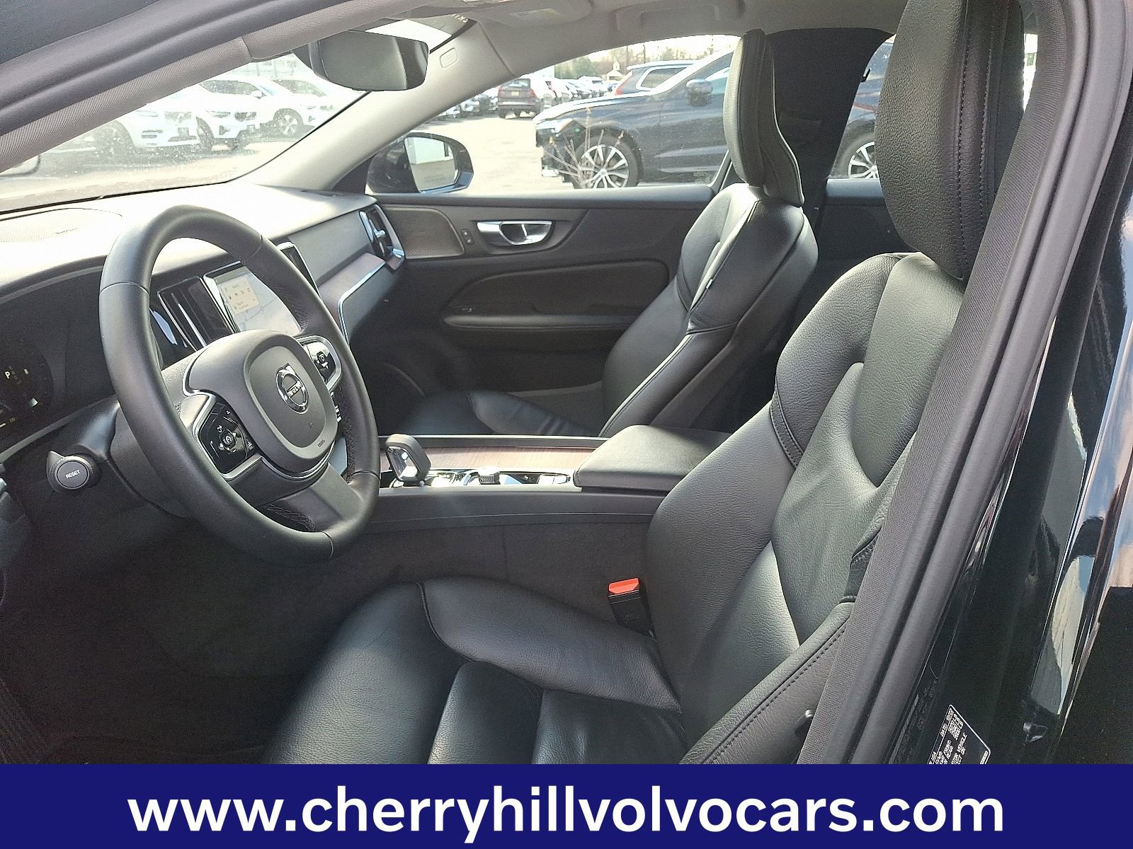 Certified 2023 Volvo S60 B5 Plus w/ Climate Package image 14