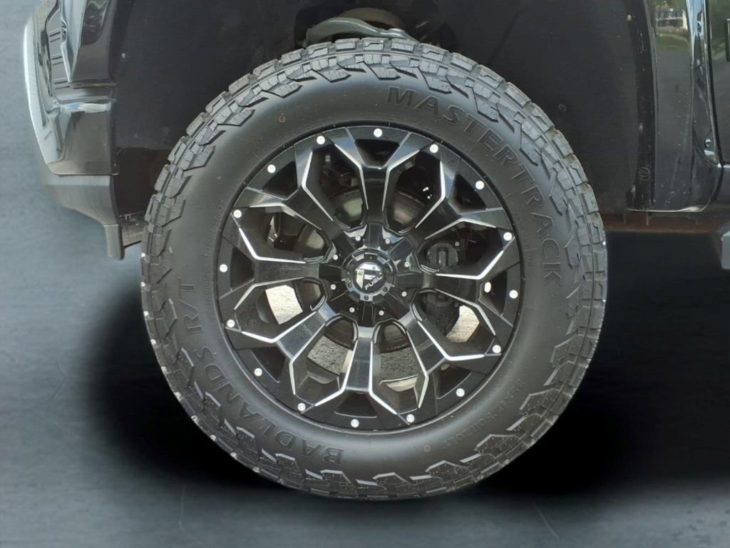 Used 2020 Chevrolet Silverado 1500 RST AWD/4WD image 8