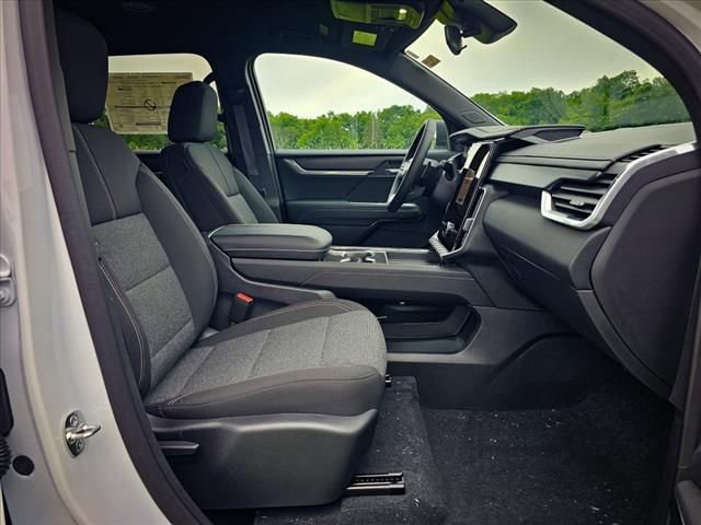 New 2025 GMC Acadia Elevation w/ Black Edition image 44