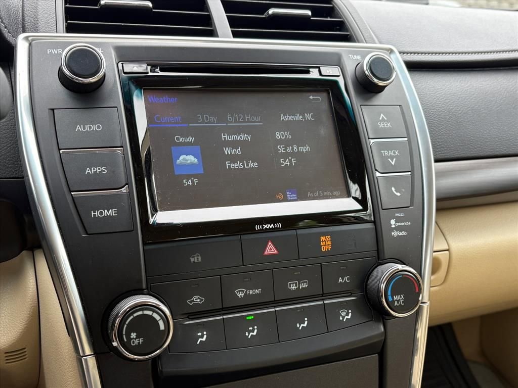 Used 2017 Toyota Camry LE FWD image 10