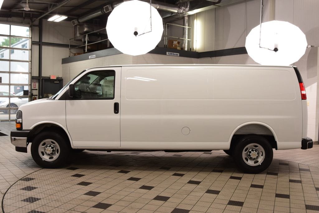 New 2026 Chevrolet Express 3500 Extended w/ Driver Convenience Package RWD image 3