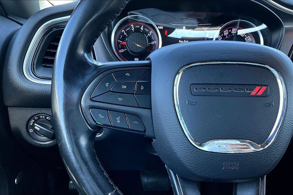 Used 2019 Dodge Challenger SXT RWD image 8