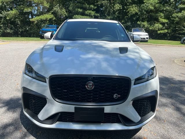 Certified 2023 Jaguar F-PACE SVR AWD/4WD image 3