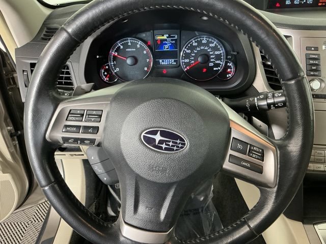 Used 2014 Subaru Outback 2.5i Limited w/ Moonroof Package AWD/4WD image 16