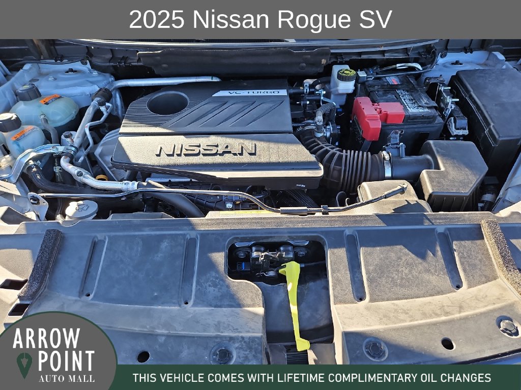 Used 2025 Nissan Rogue SV FWD image 14