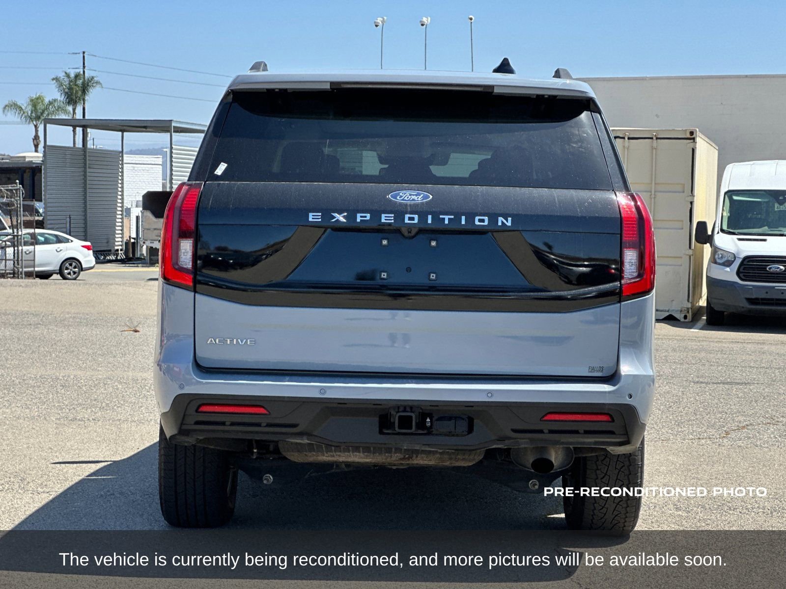 Used 2025 Ford Expedition Active AWD/4WD image 5