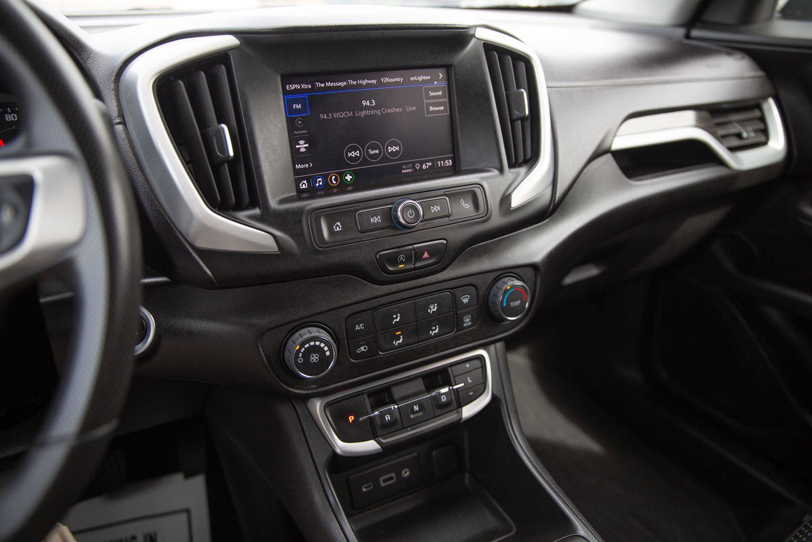 Certified 2022 GMC Terrain SLE image 13