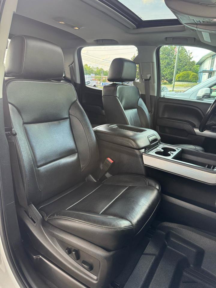 Used 2019 Chevrolet Silverado 2500 LTZ w/ Duramax Plus Package AWD/4WD image 23