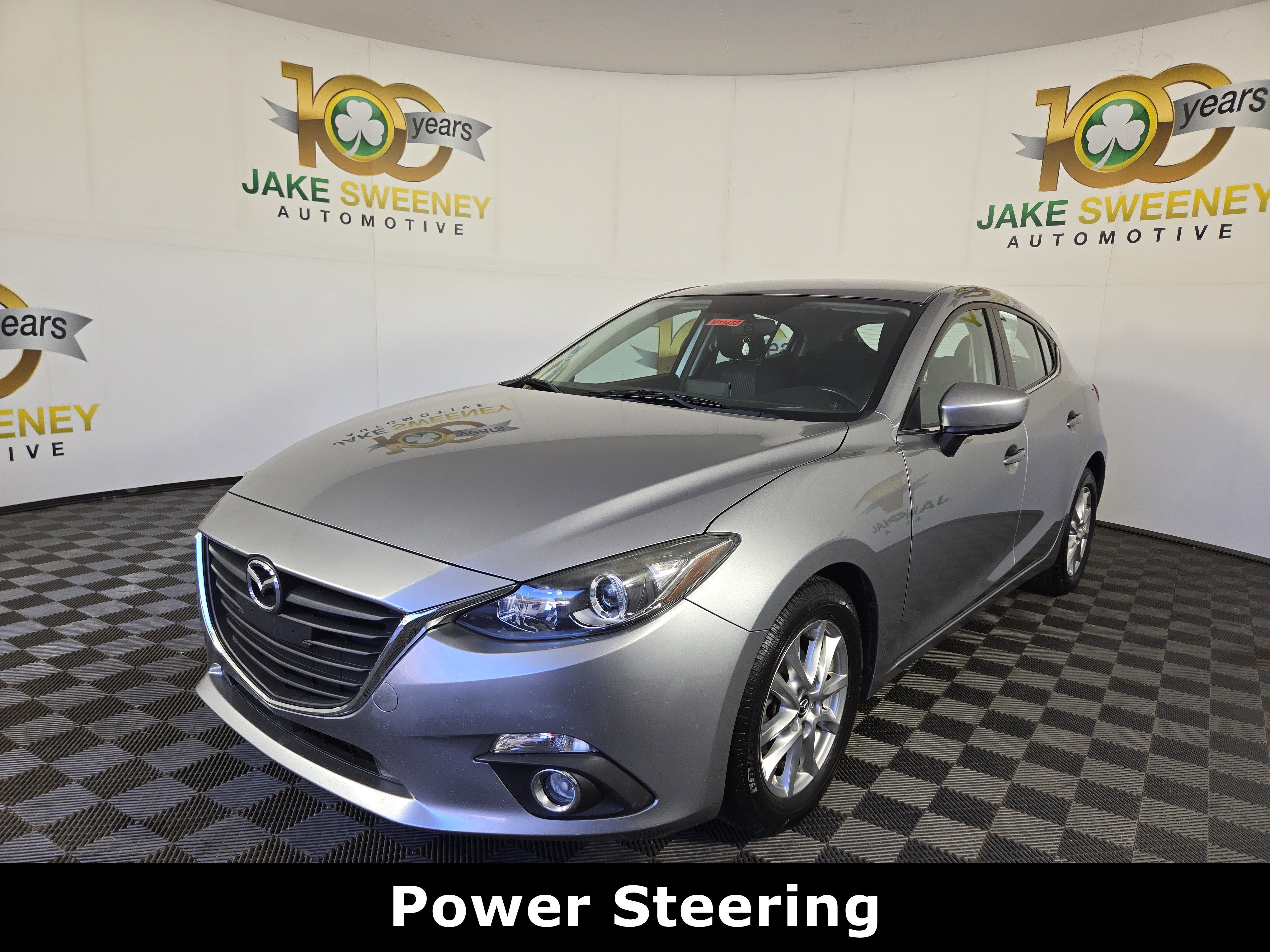 Used 2014 MAZDA MAZDA3 i Touring w/ Technology Package image 4