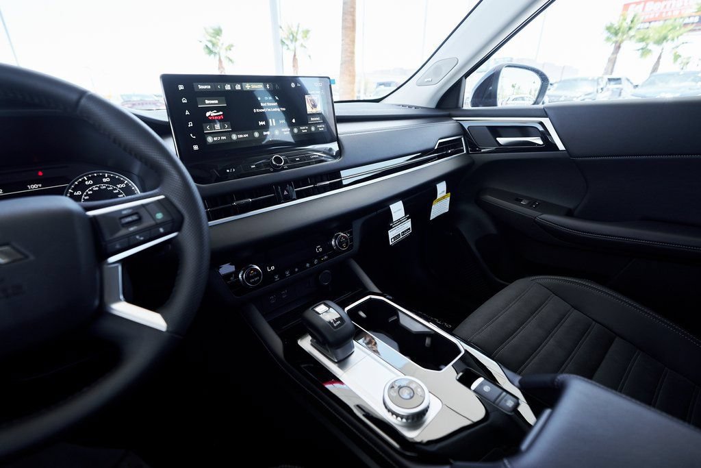 Used 2025 Mitsubishi Outlander SE FWD image 40