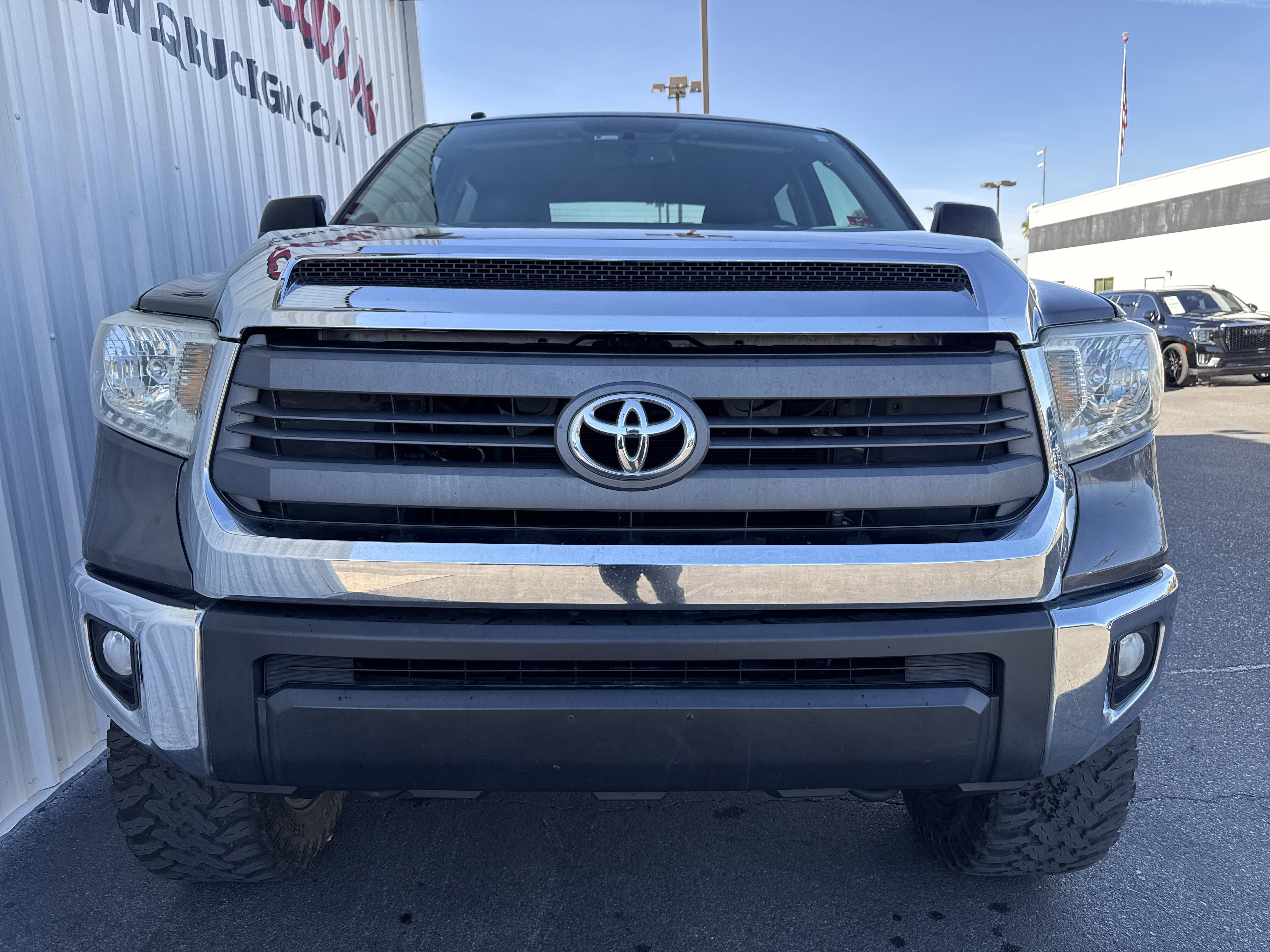 Used 2014 Toyota Tundra SR5 image 8