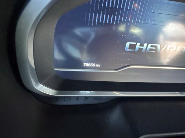Used 2023 Chevrolet Suburban LT RWD image 12