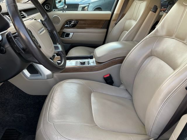 Used 2019 Land Rover Range Rover Supercharged AWD/4WD image 5
