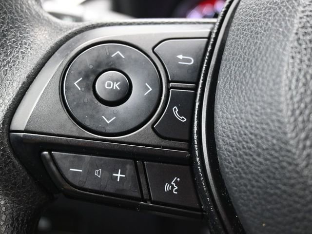 Used 2025 Toyota RAV4 XLE AWD/4WD image 21