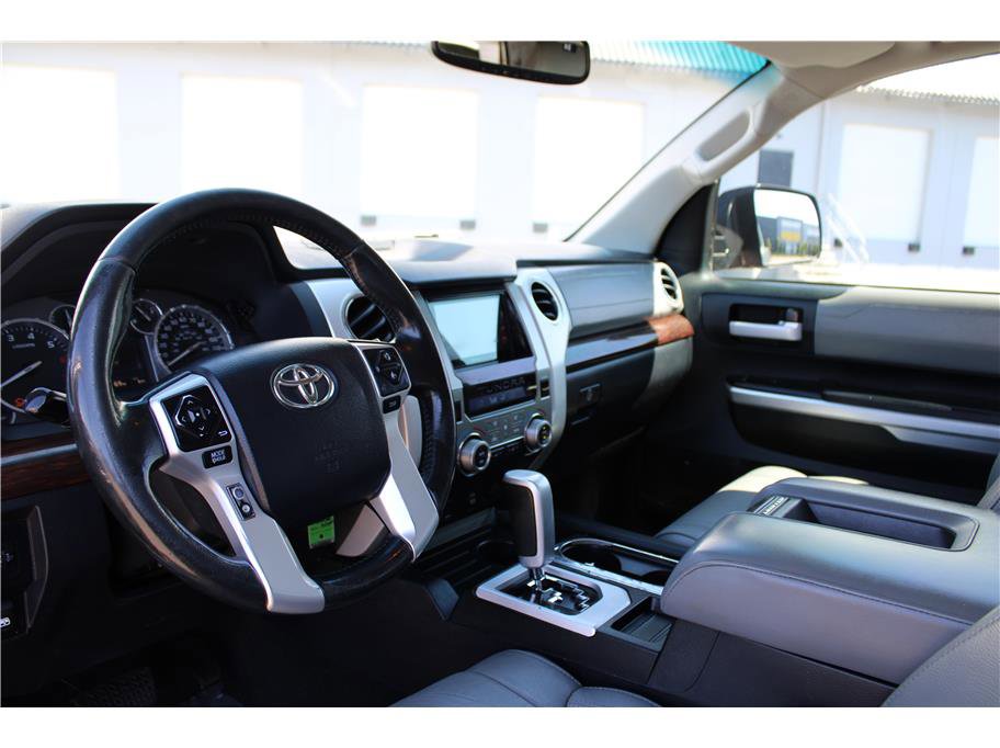 Used 2017 Toyota Tundra Limited w/ Limited Premium Package image 9
