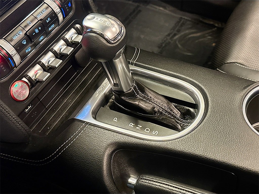 Used 2022 Ford Mustang Premium image 19