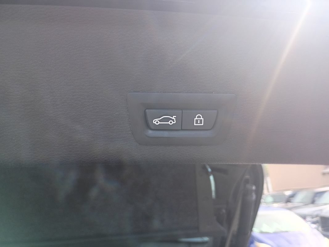Used 2018 BMW X4 xDrive28i AWD/4WD image 31