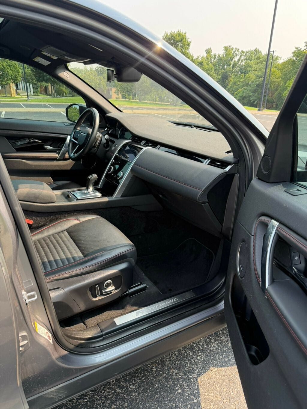 Used 2021 Land Rover Discovery Sport S R-Dynamic AWD/4WD image 12