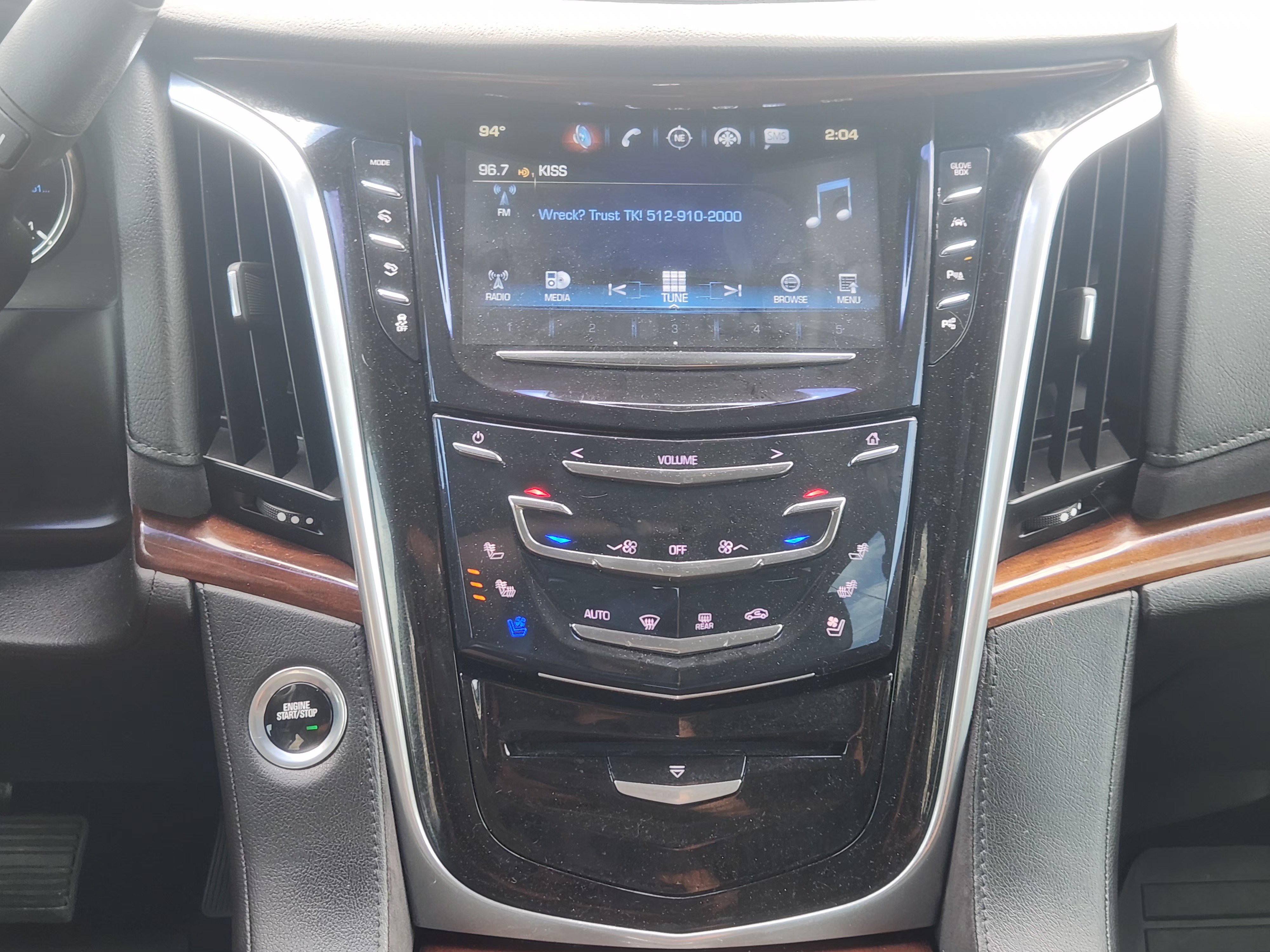 Used 2019 Cadillac Escalade Luxury RWD image 17