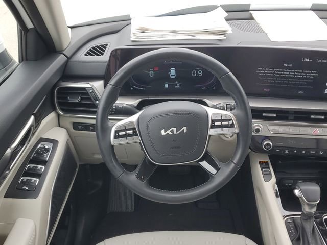 Used 2024 Kia Telluride S image 12