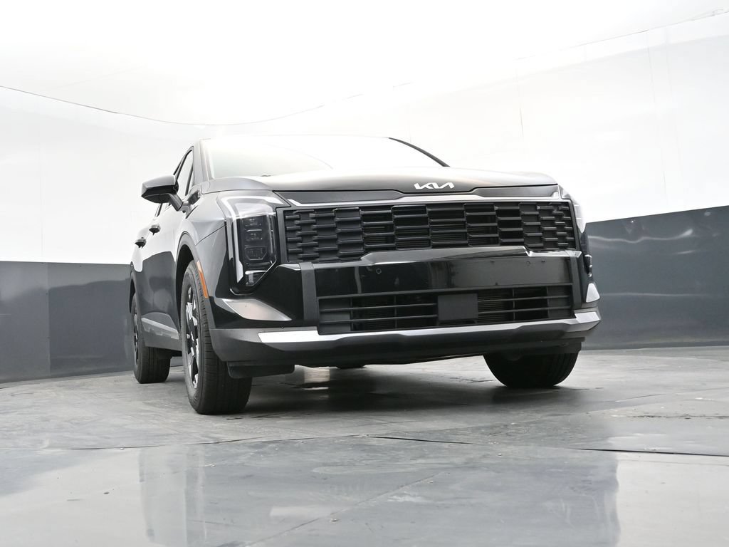 New 2026 Kia Sportage LX FWD image 18