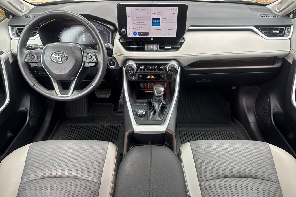 Used 2023 Toyota RAV4 Limited image 12