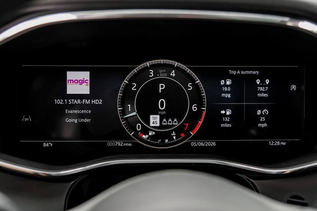 Used 2026 Jaguar F-PACE R-Dynamic S AWD/4WD image 23