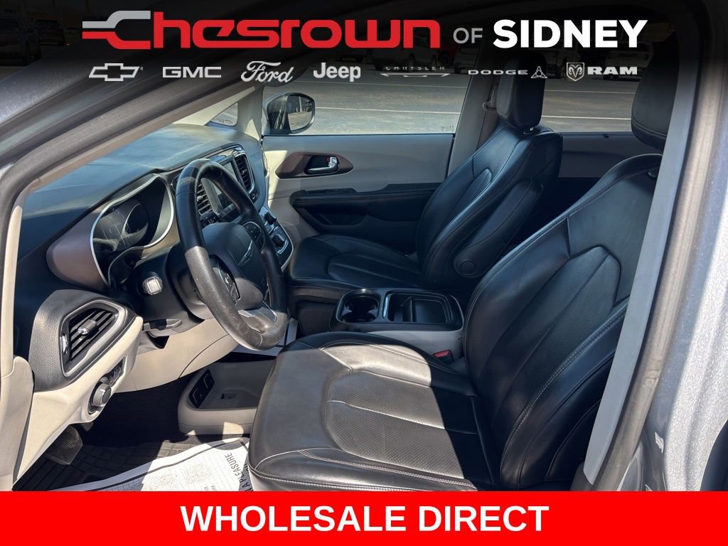Used 2020 Chrysler Voyager Lxi FWD image 26
