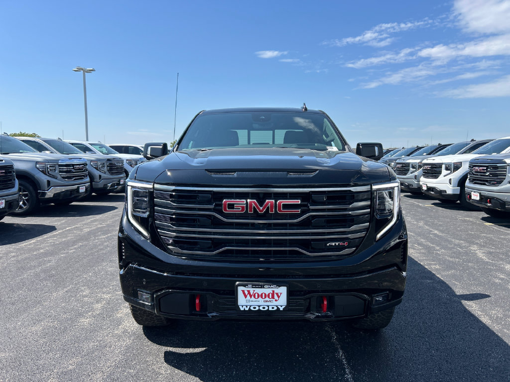New 2026 GMC Sierra 1500 AT4 w/ AT4 Premium Package AWD/4WD image 4