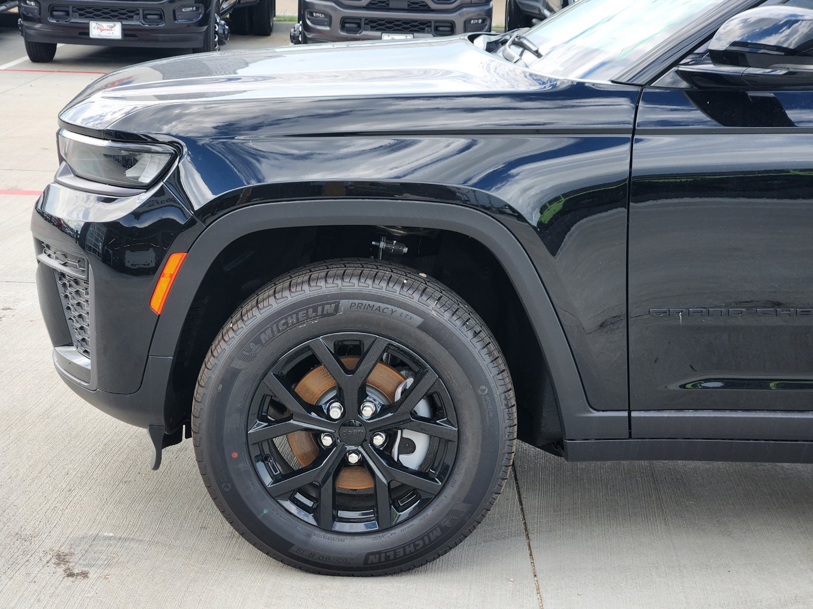 New 2026 Jeep Grand Cherokee Altitude AWD/4WD image 10