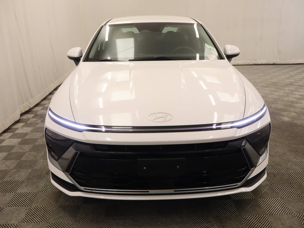 Used 2026 Hyundai Sonata Blue FWD image 4