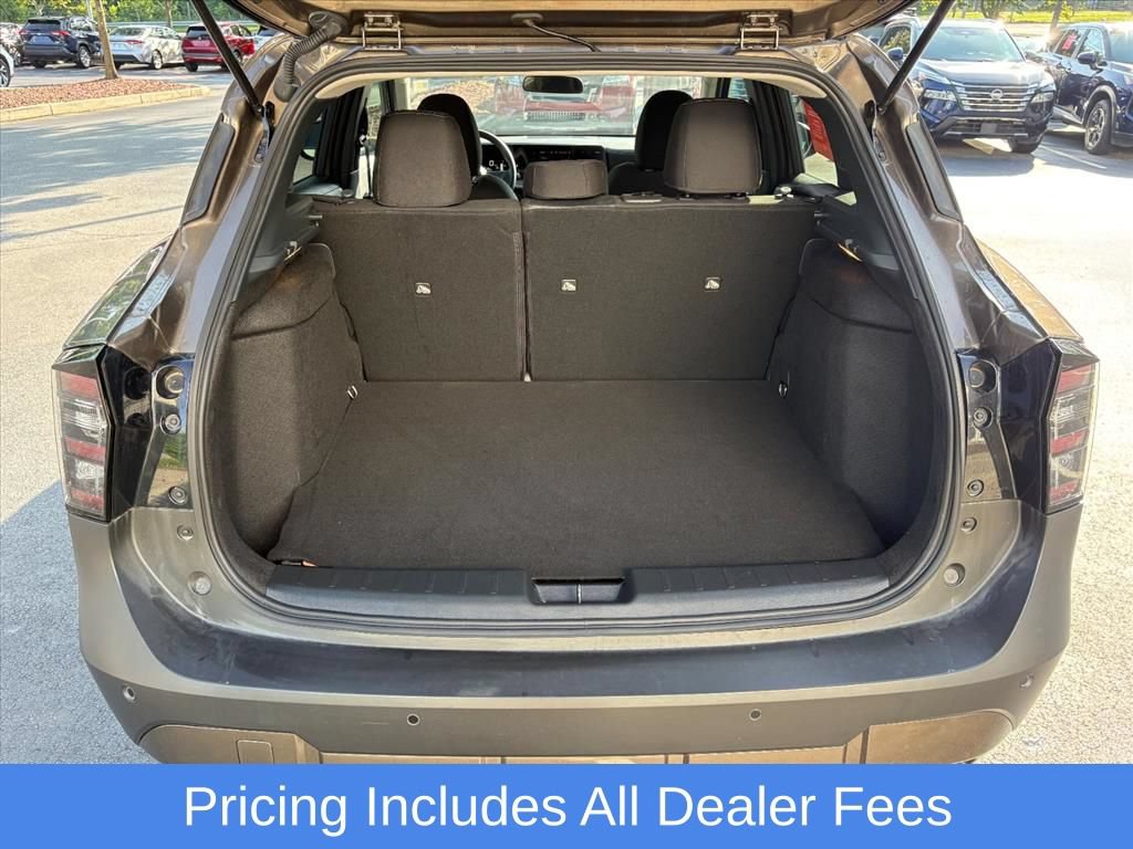 Certified 2025 Nissan Kicks SV AWD/4WD image 26