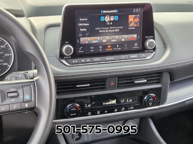 Used 2024 Nissan Rogue SV FWD image 23