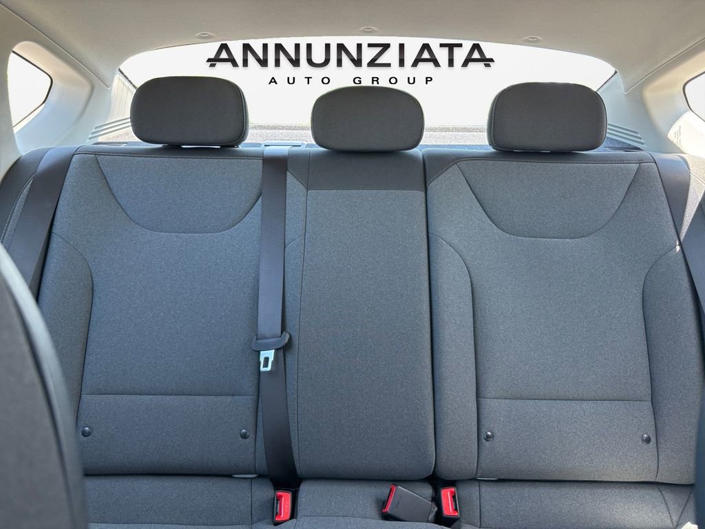 New 2025 Kia K4 LXS FWD image 16