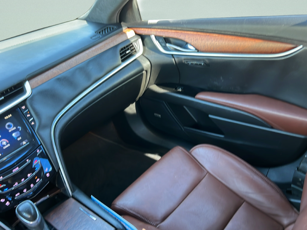 Used 2015 Cadillac XTS Luxury FWD image 13